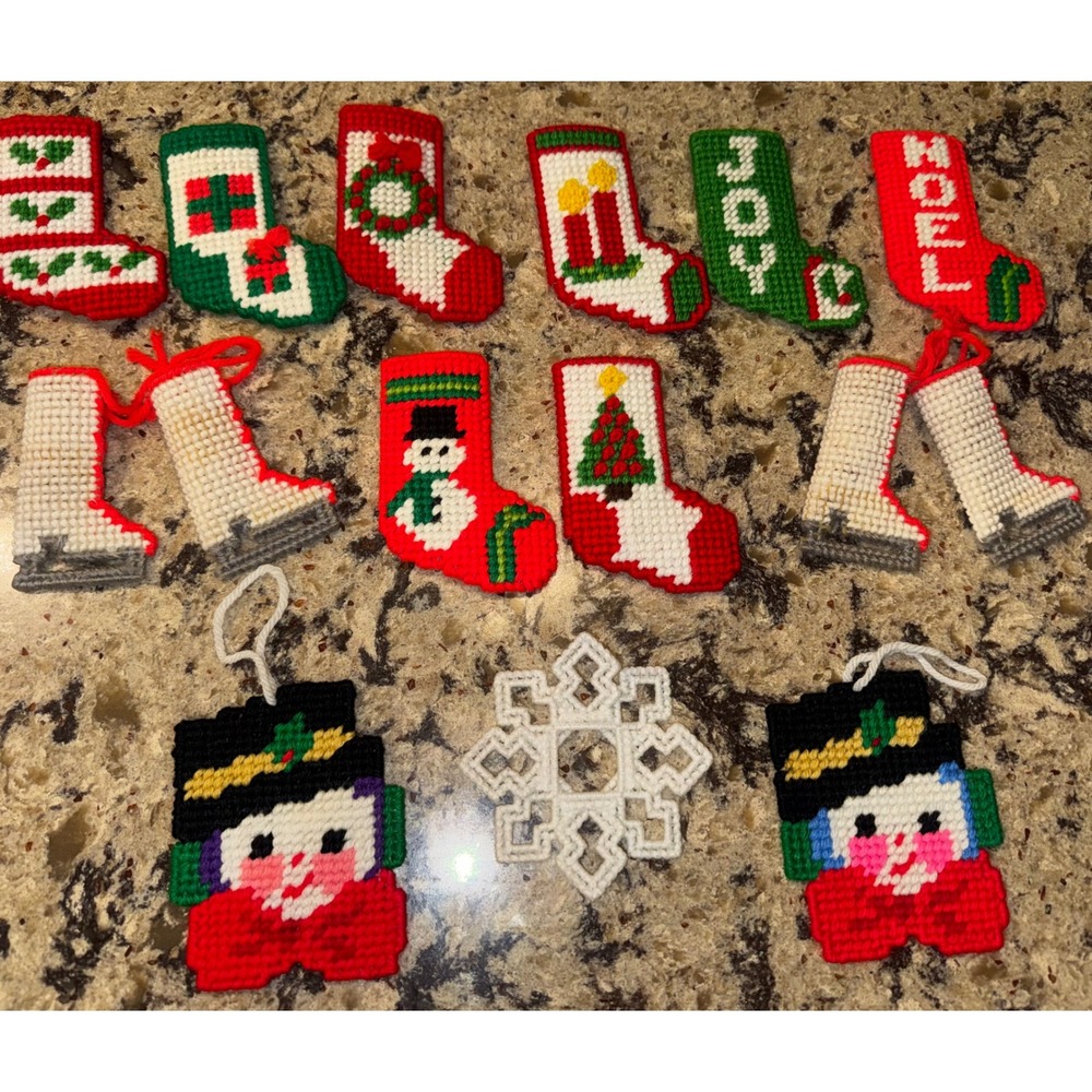 NEEDLEPOINT VINTAGE HANDMADE PLASTIC CANVAS CHRISTMAS ORNAMENTS STOCKINGS